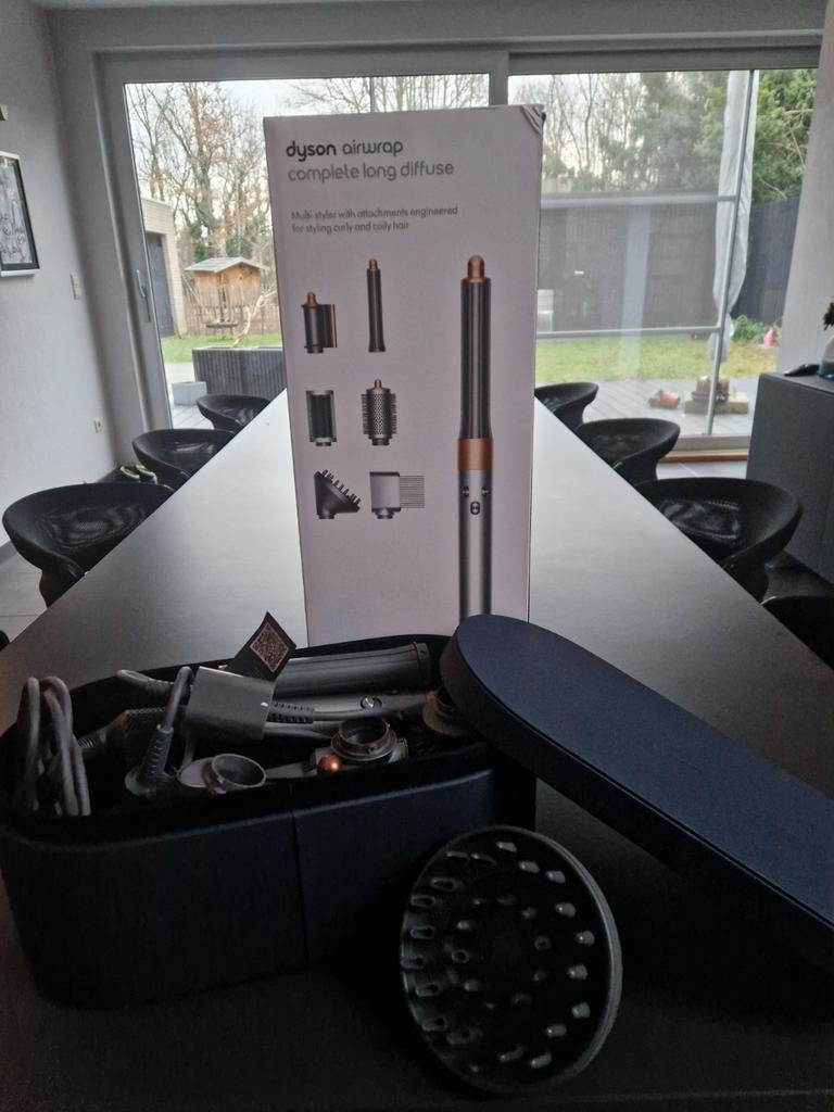 Dyson airwrap lang haar, Handtassen en Accessoires, Uiterlijk | Haarverzorging, Ophalen of Verzenden