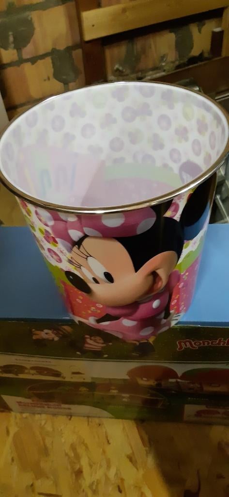 Vuilbak je kinderkamer, Ophalen, Zo goed als nieuw