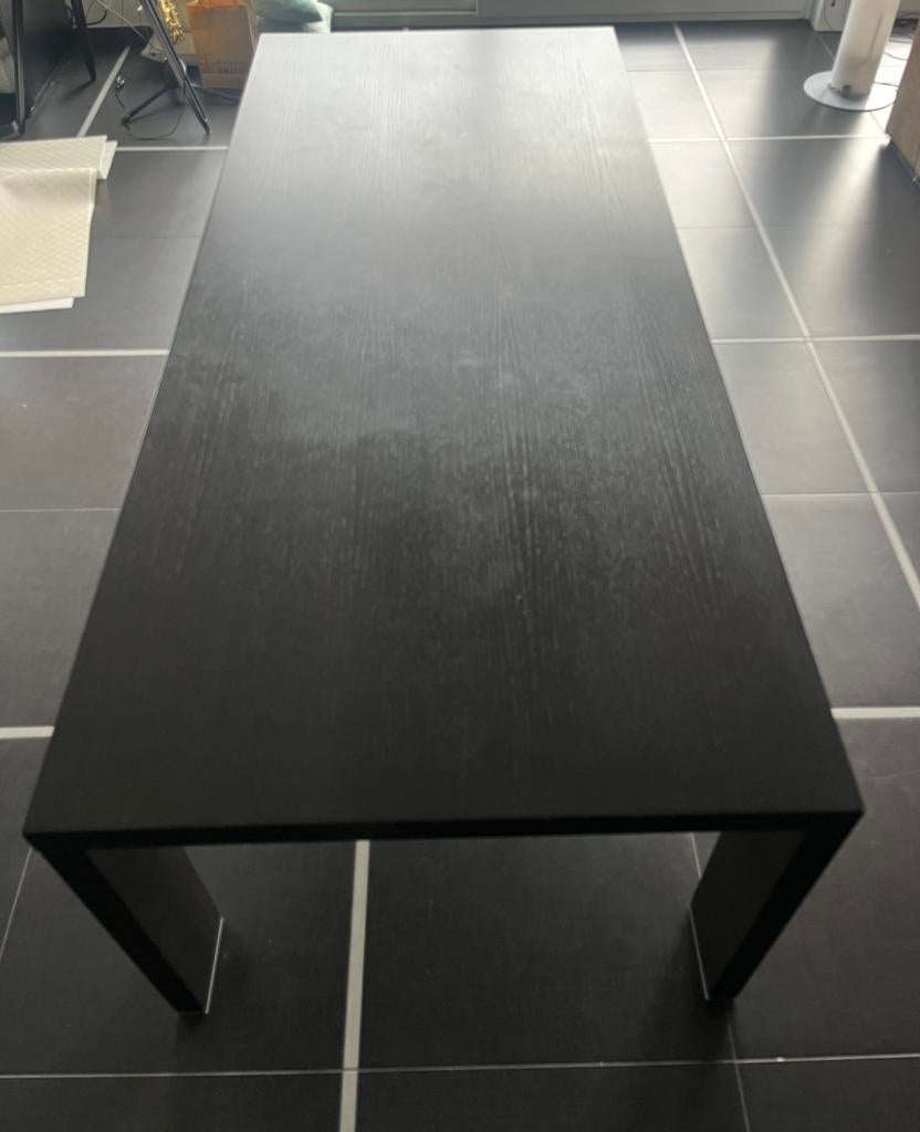 Donker eikenhouten tafel - Cassina MIR 210 x 90 cm, Huis en Inrichting, Ophalen, Gebruikt, 50 tot 75 cm, Eikenhout