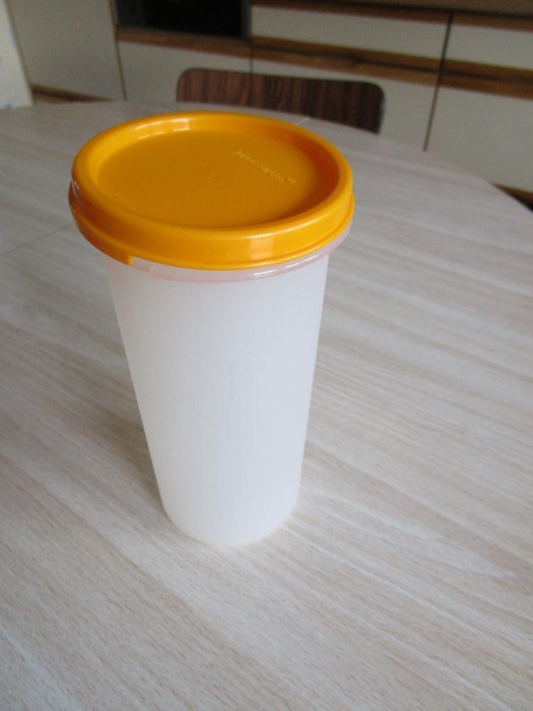 Tupperware boite 660 ml, Enlèvement ou Envoi, Utilisé, Jaune, Récipient ou Bol