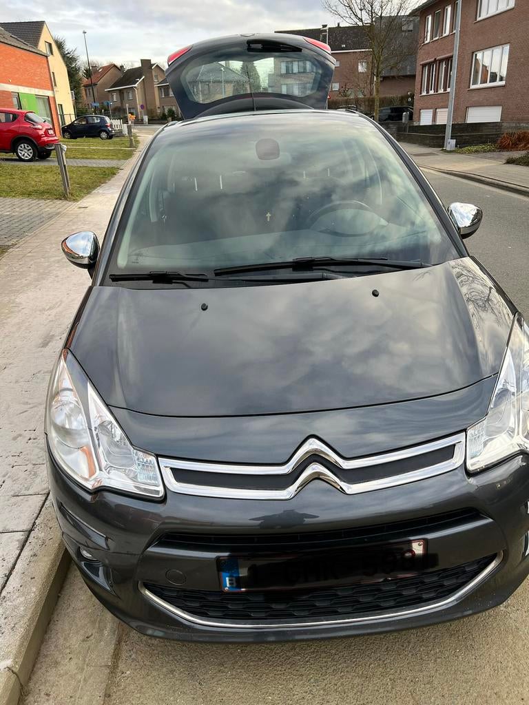 Citroen C3 gekeurd voor verkoop 80,000 dkm nette wagen, Auto's, Citroën, Particulier, Airbags, Airconditioning, Android Auto, Bluetooth