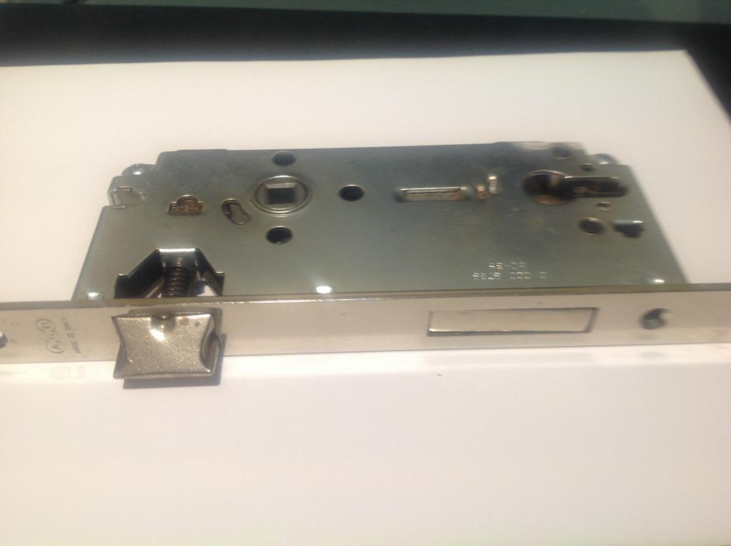 Serrure de porte à cylindre, droite, Bricolage & Construction, Enlèvement ou Envoi, Neuf