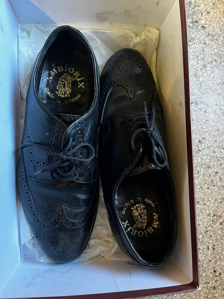 Chaussure semelle caoutchouc été Ambiorix, Enlèvement ou Envoi