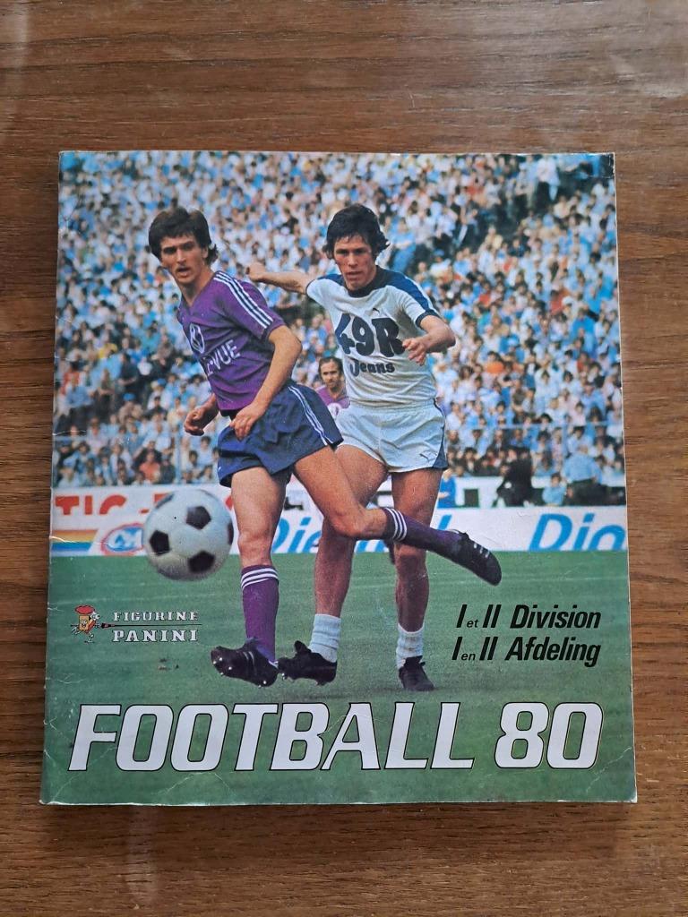 Album Panini, Enlèvement, Utilisé, Plusieurs autocollants