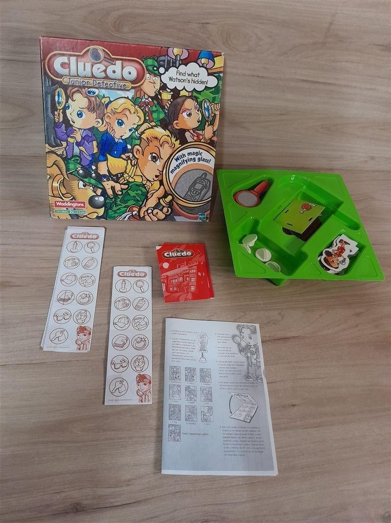 Cluedo jonge detectives - s5608, Hobby en Vrije tijd, Gezelschapsspellen | Bordspellen, Verzenden, Zo goed als nieuw