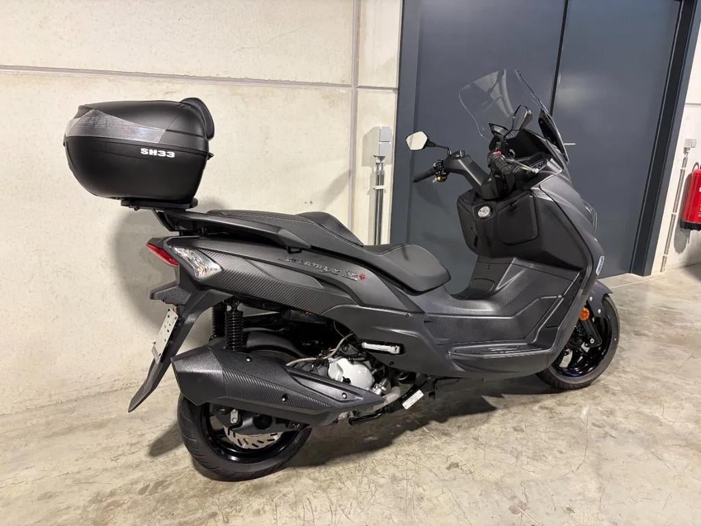 SYM Joymax Z 300 handig luxescooter in topstaat (bj 2023) - foto 3