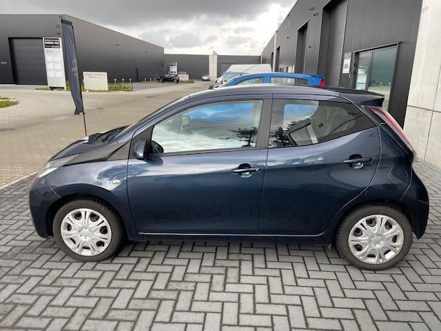 Toyota Aygo 1.0I X Play Touch, Camera, Airco, 4 deuren, Voorwielaandrijving, Stof, Blauw, Bedrijf