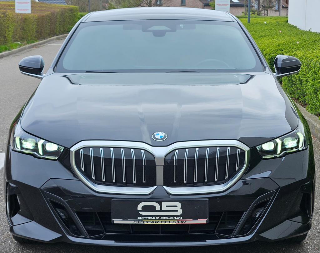 *** Bmw 520 d - M Pack - 03/2024 - Full option - Garantie **, Auto's, Automaat, 145 kW, 1995 cc, Euro 6