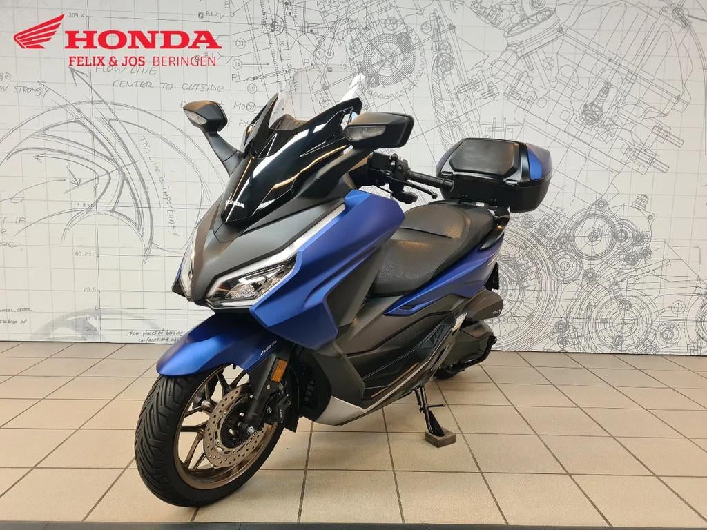 Honda NSS 350 Forza (année de construction 2023), Motos, 350 cm³, Scooter, Entreprise, 12 à 35 kW
