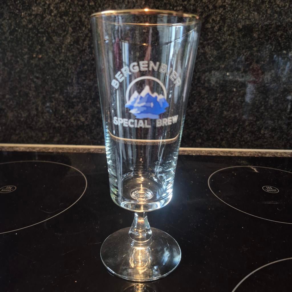 Bergenbier special brew, Collections, Enlèvement