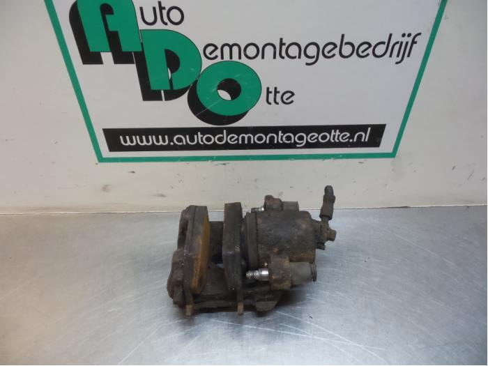 Etrier de frein (pince) avant gauche d'un Volkswagen Fox (Fo, Volkswagen, -, 3 mois de garantie, Utilisé