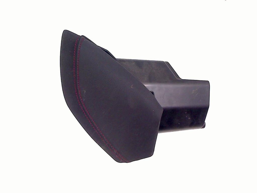BEENSCHILD KAST RECHTS Yamaha X-Max 125 (B74-F838V-01), Motoren, Dhr. S. di Majo, Gebruikt, Info@cama-motorparts.nl, P.J. Troelstraweg 8 8
3144 CX  MAASSLUIS, NL