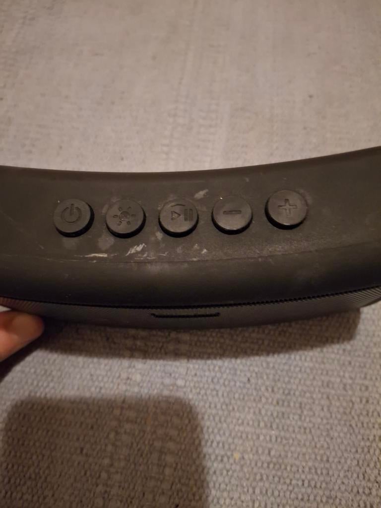 Middelgrootte box, Muziek en Instrumenten, Instrumenten | Onderdelen, Ophalen of Verzenden