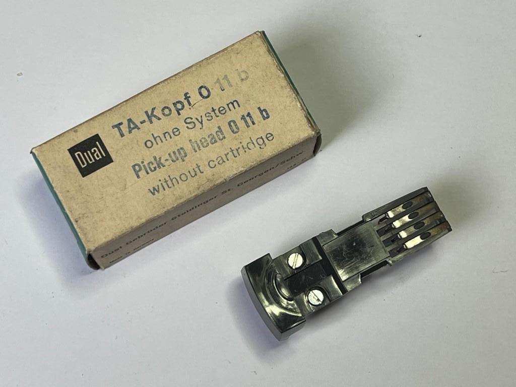 Dual vintage elementhouder / headshell, Enlèvement ou Envoi, Neuf, Pièce tourne-disques, Dual