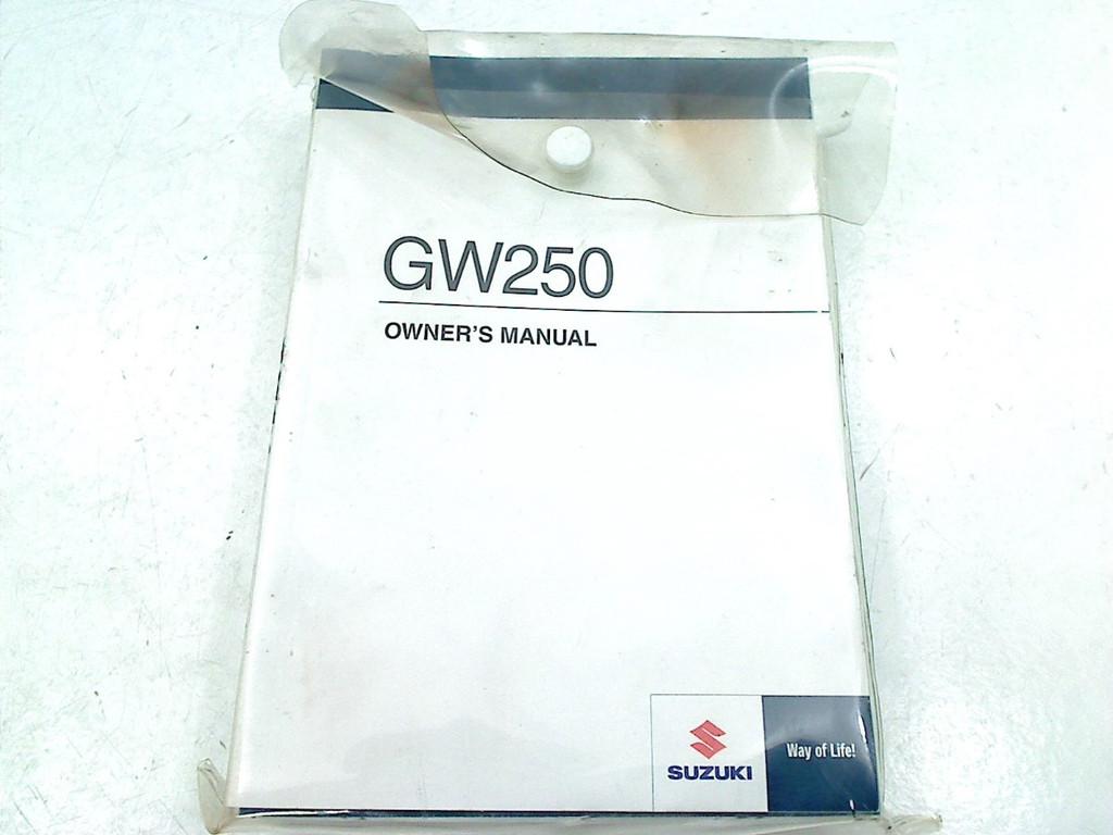 INSTRUKTIEBOEK Suzuki AN 650 Burgman 2002-2004 (AN650), Dhr. S. di Majo, Gebruikt, Info@cama-motorparts.nl, P.J. Troelstraweg 8 8
3144 CX  MAASSLUIS, NL
