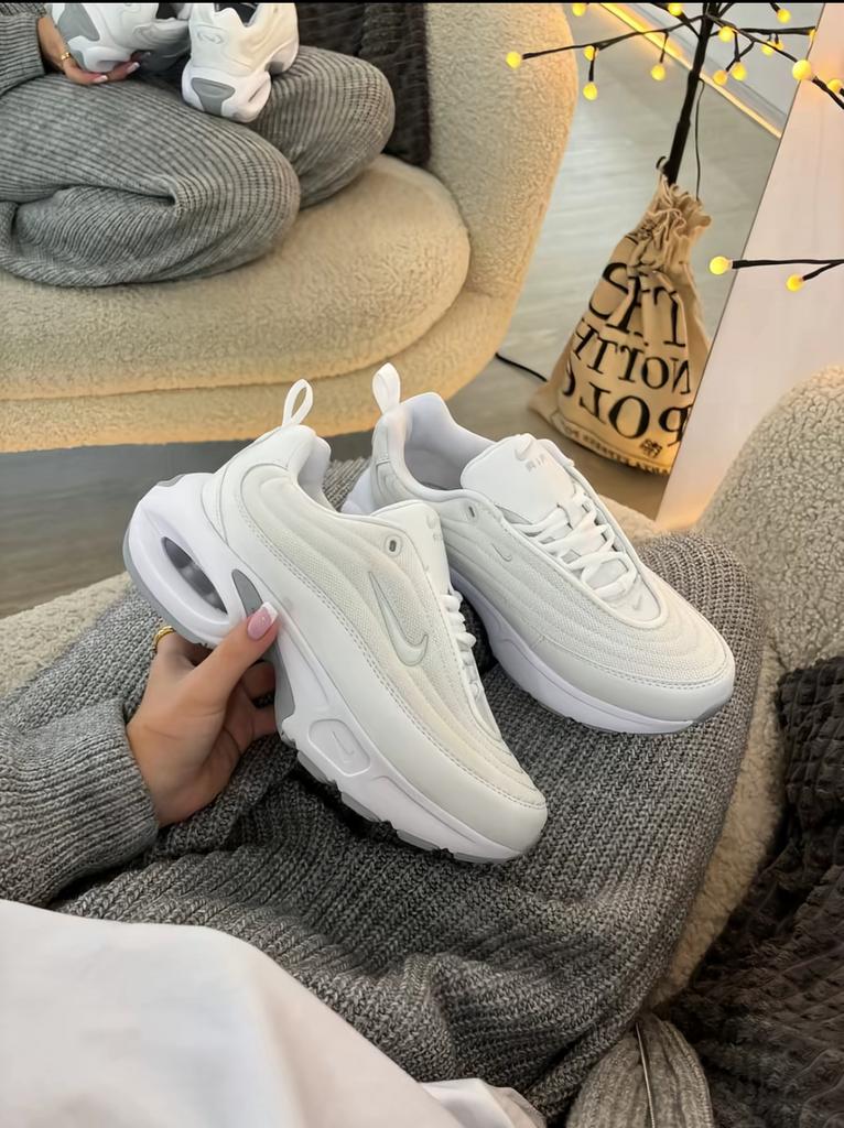 Nike air max portal, Kleding | Dames, Schoenen, Ophalen of Verzenden, Zo goed als nieuw, Sneakers