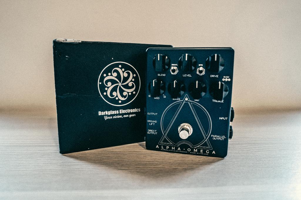 Darkglass Alpha Omega, Muziek en Instrumenten, Effecten, Ophalen of Verzenden, Zo goed als nieuw, Distortion, Overdrive of Fuzz