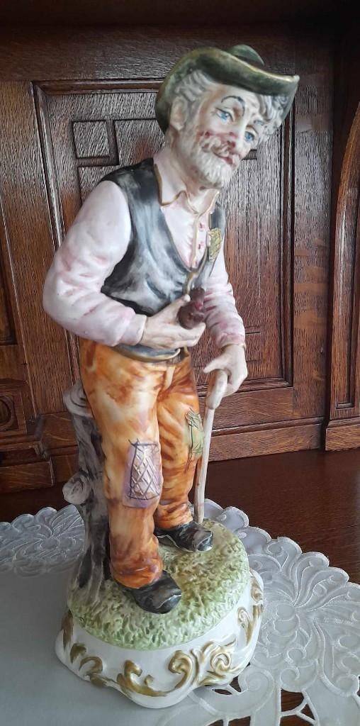 Porseleinen beeld "Capodimonde", Antiek en Kunst, Ophalen of Verzenden