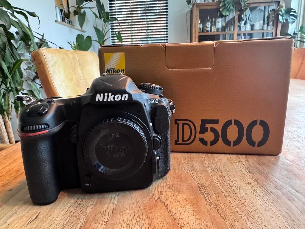 Nikon D500 (30k clicks) en lenzen., TV, Hi-fi & Vidéo, Appareils photo numériques, Comme neuf, Nikon, Enlèvement