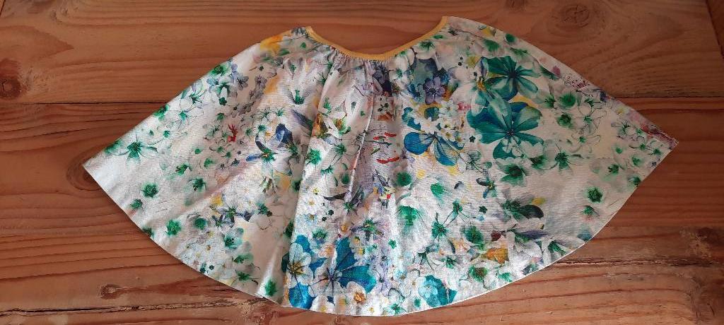 Magnifique jupe étoile Milla taille 134, Enfants & Bébés, Robe ou Jupe, Enlèvement ou Envoi, Comme neuf, Milla Star