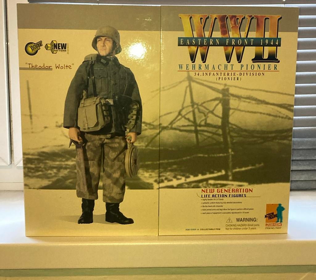 Draak uit de Tweede Wereldoorlog 1/6, Hobby en Vrije tijd, Modelbouw | Figuren en Diorama's, Ophalen, Nieuw