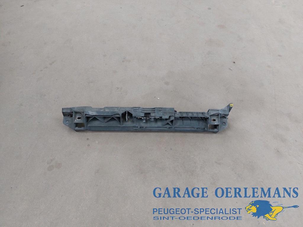slotplaat / frontbalk peugeot 308 1.6 hdi t9, Auto-onderdelen, Carrosserie, Peugeot, Gebruikt, ARN erkend, Ophalen of Verzenden