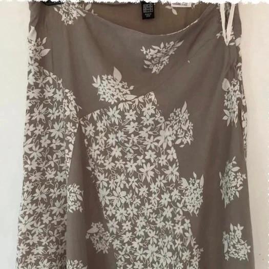 Beige dames rok "H&M" met witte bloemenprint - Medium/Nieuw, Kleding | Dames, Maat 38/40 (M), H&M, Beige, Nieuw