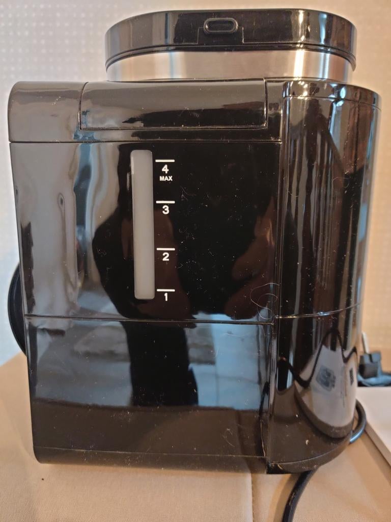 Machine à café compacte Caso, Electroménager, Neuf, Café en grains, 2 à 4 tasses, Enlèvement