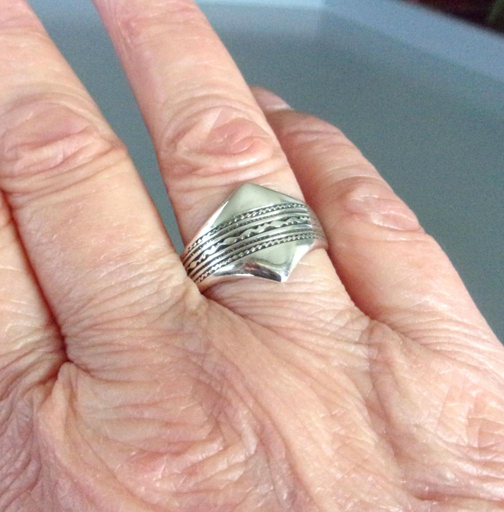Zilveren Toeareg ring voor man of vrouw in uitstekende staat, Ophalen of Verzenden, Zo goed als nieuw, Dame of Heer, Zilver