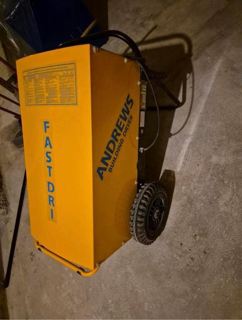 Bouwdroger te huur, Doe-het-zelf en Bouw, Ventilatie en Afzuiging, Zo goed als nieuw, Ophalen