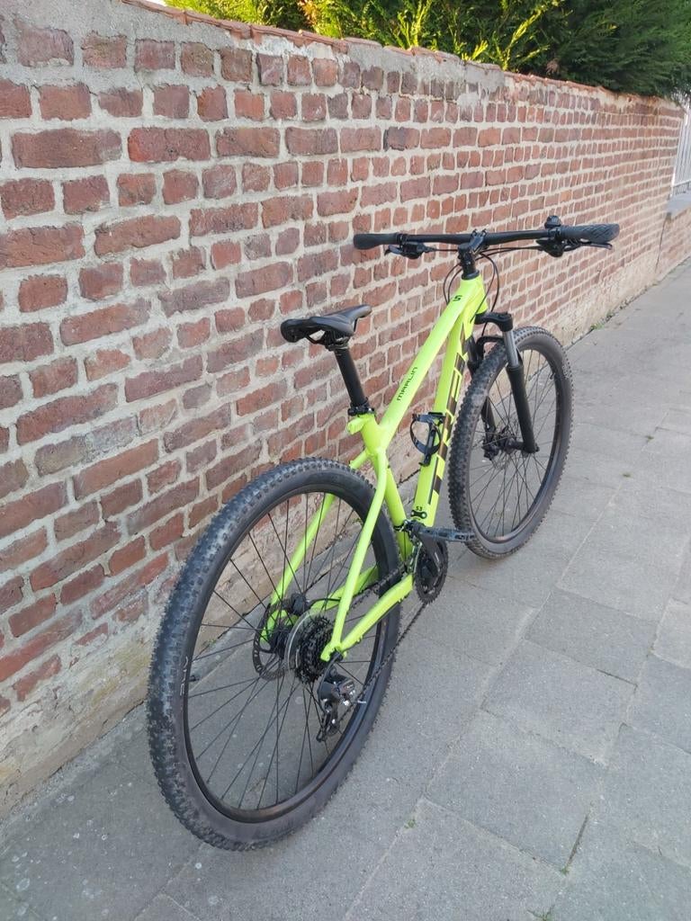 VTT TREK Marlin 5 taille M en très bon état, Enlèvement