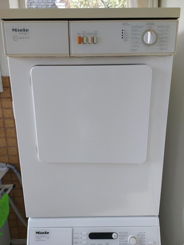 Droogkast Miele, Ophalen