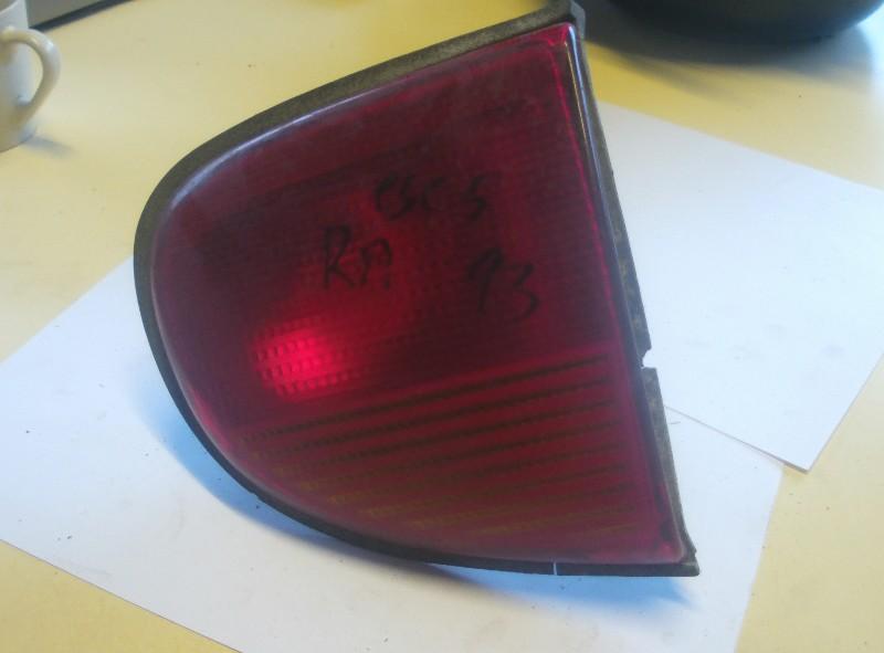 CATADIOPTRE COFFRE COUVERCLE Ford Escort 5 (AAL / ABL), Info@VerberkAutodemontage.nl, Nijverheidstraat 1a 1a
5405 AJ  UDEN, NL