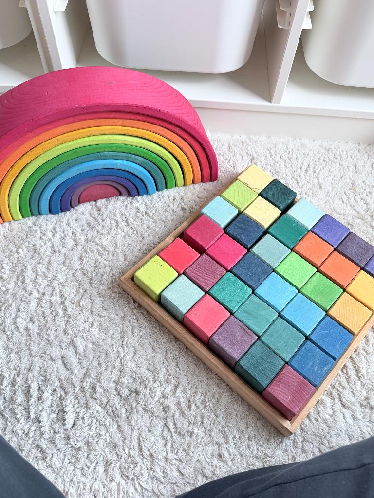 Grimms grote regenboog + mozaïek blokken (36 set), Kinderen en Baby's, Speelgoed | Houten speelgoed, Gebruikt, Overige typen, Ophalen