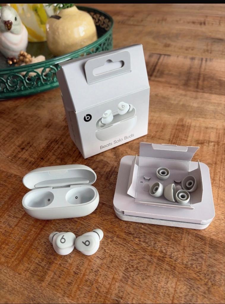 Beats Solo Buds, Télécoms, Téléphonie mobile | Écouteurs, Enlèvement ou Envoi, Comme neuf, Autres couleurs, Intra-auriculaires (In-Ear)