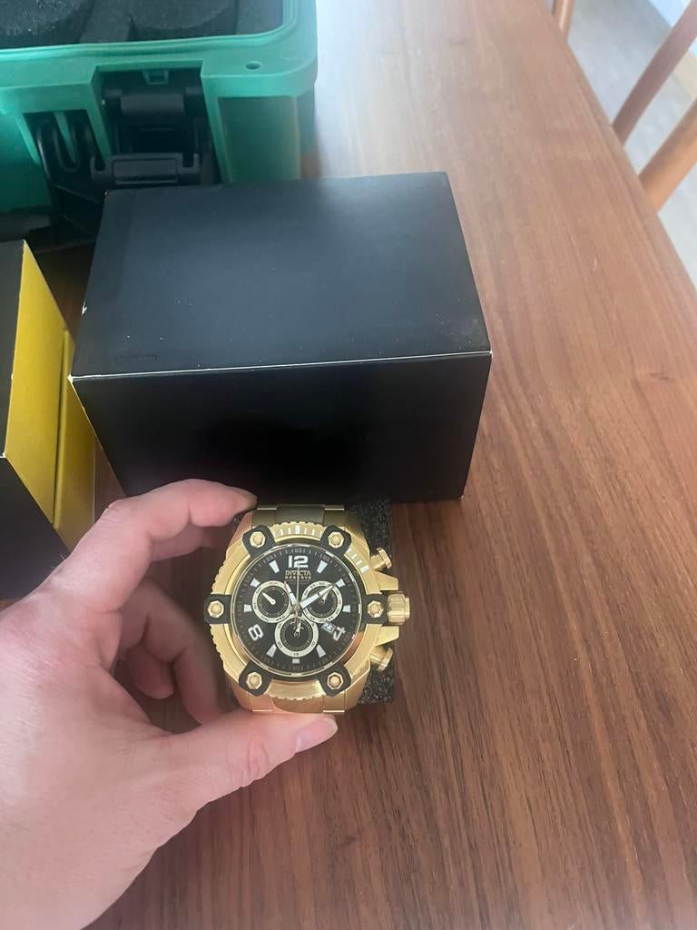 4 invicta en 1 diesel horloge, Handtassen en Accessoires, Horloges | Heren, Ophalen, Zo goed als nieuw
