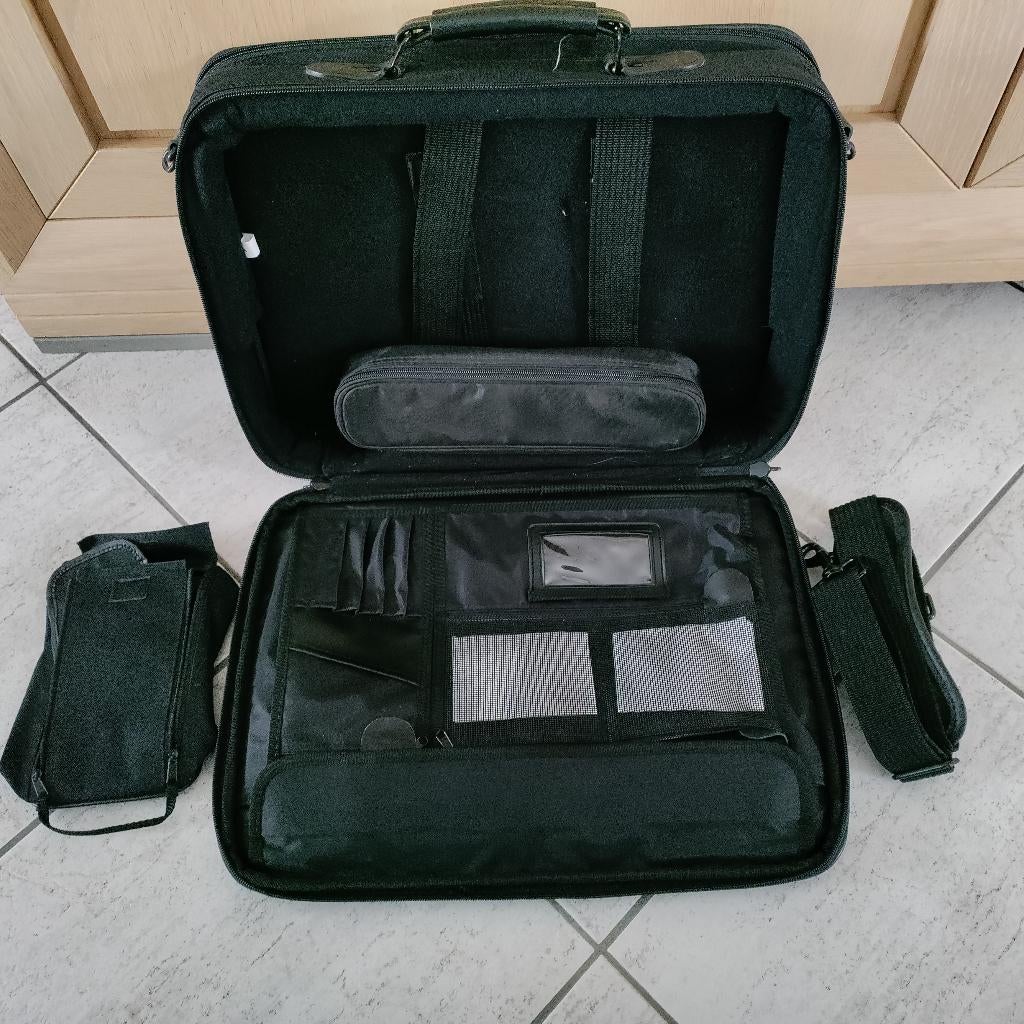 Laptoptas, Informatique & Logiciels, Sacoches d'ordinateur portable, Comme neuf, Sac à bandoulière, 17 pouces ou plus, Enlèvement