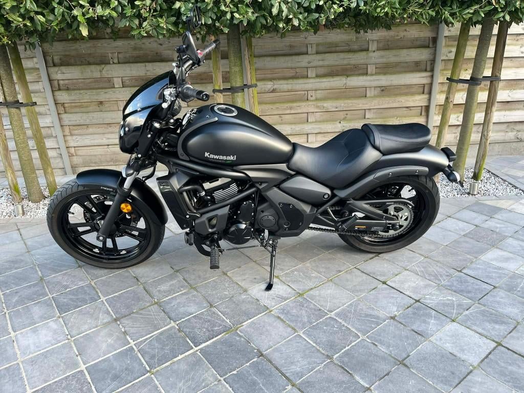 kawasaki vulcan 650s **1700km** 6/2023 **performance pack**, Motoren, Motoren | Kawasaki, 2 cilinders, Bedrijf, Meer dan 35 kW