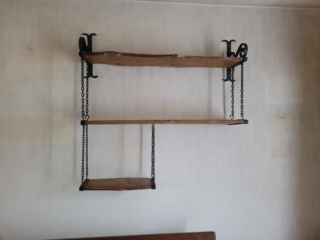 Étagère en bois et fer forgé, Enlèvement