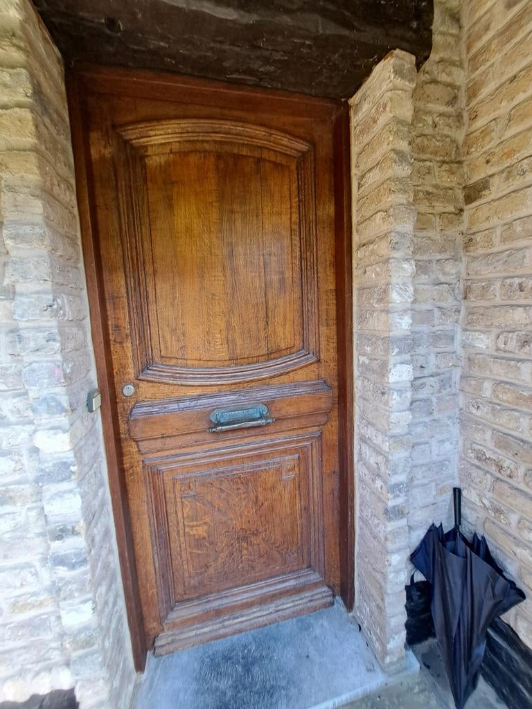 Massief oude eiken voordeur, Enlèvement