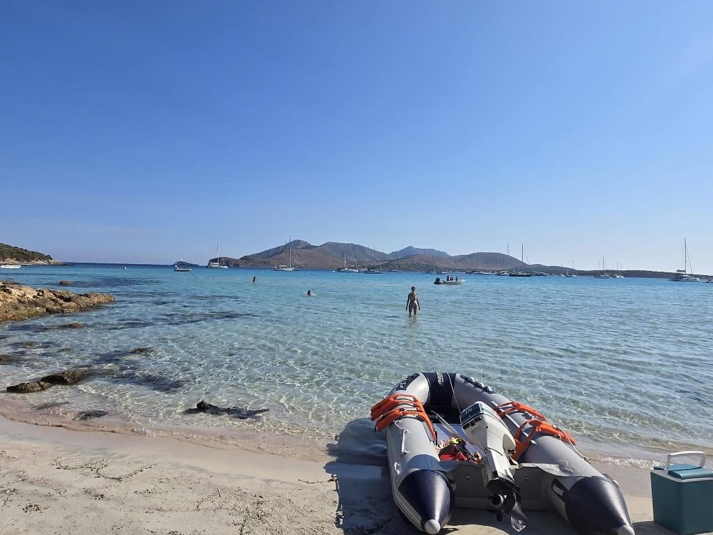 Bateau pneumatique gonflable, Utilisé, Essence, Aluminium, Autres marques