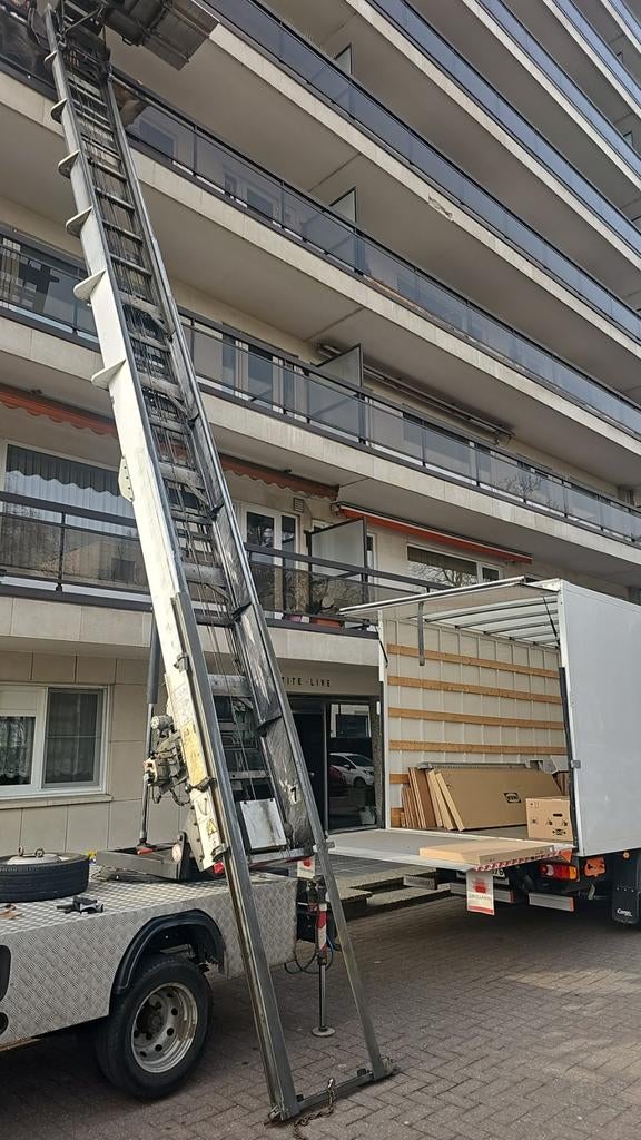 Lift Service 0492612131, Services & Professionnels