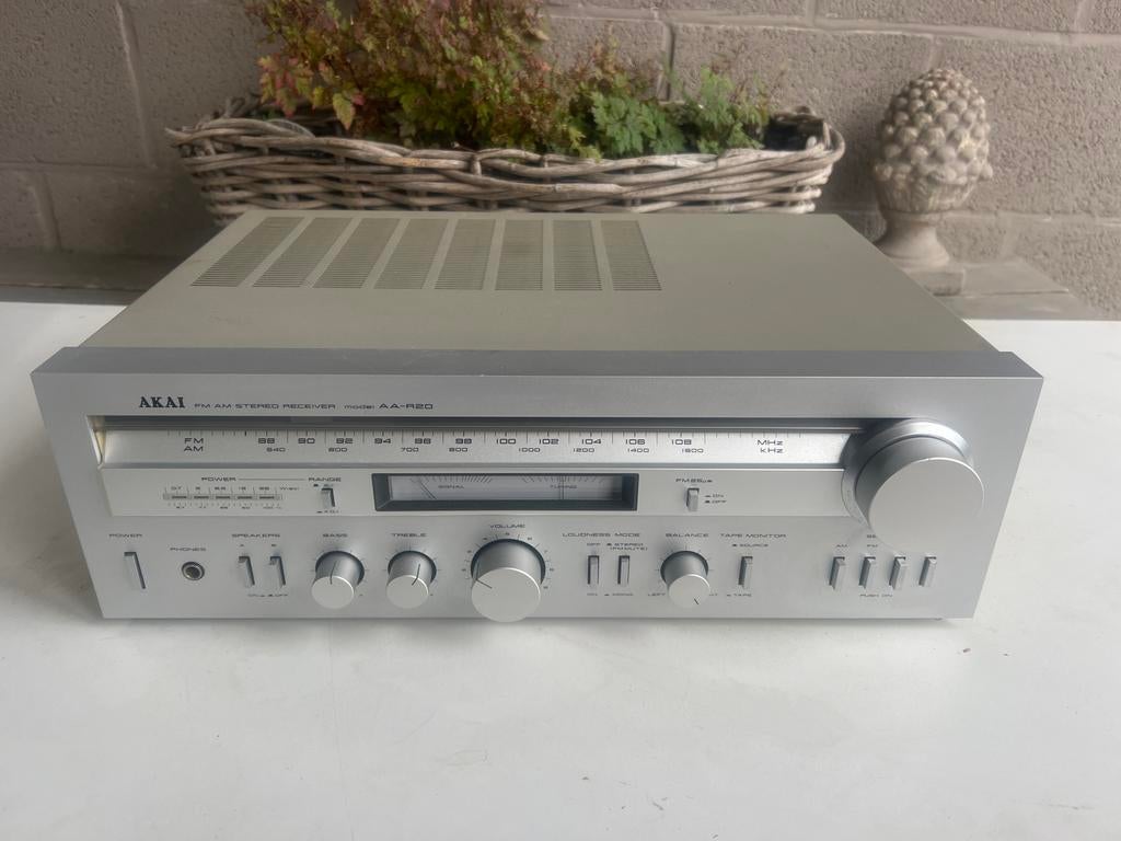 Akai model aa-r20 receiver, Ophalen, Radio
