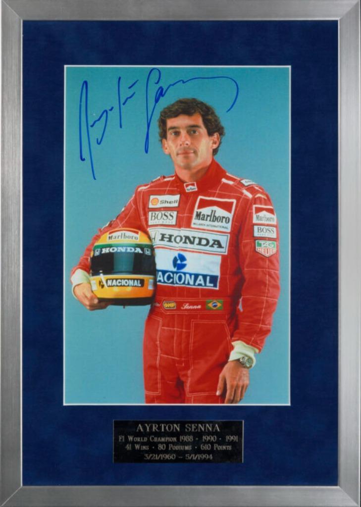 Ayerton Senna foto met handtekening + filmpje 2 ronden S - F, Ophalen of Verzenden, Nieuw, Overige onderwerpen, Foto