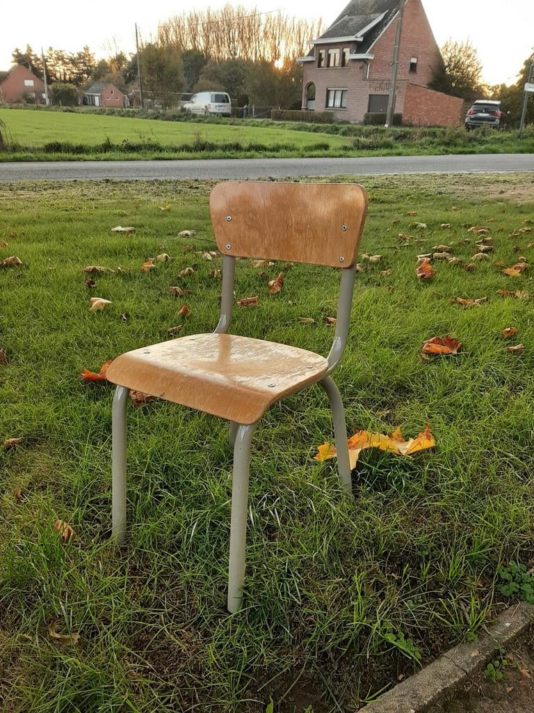 Oud kinderstoel, Enlèvement, Utilisé