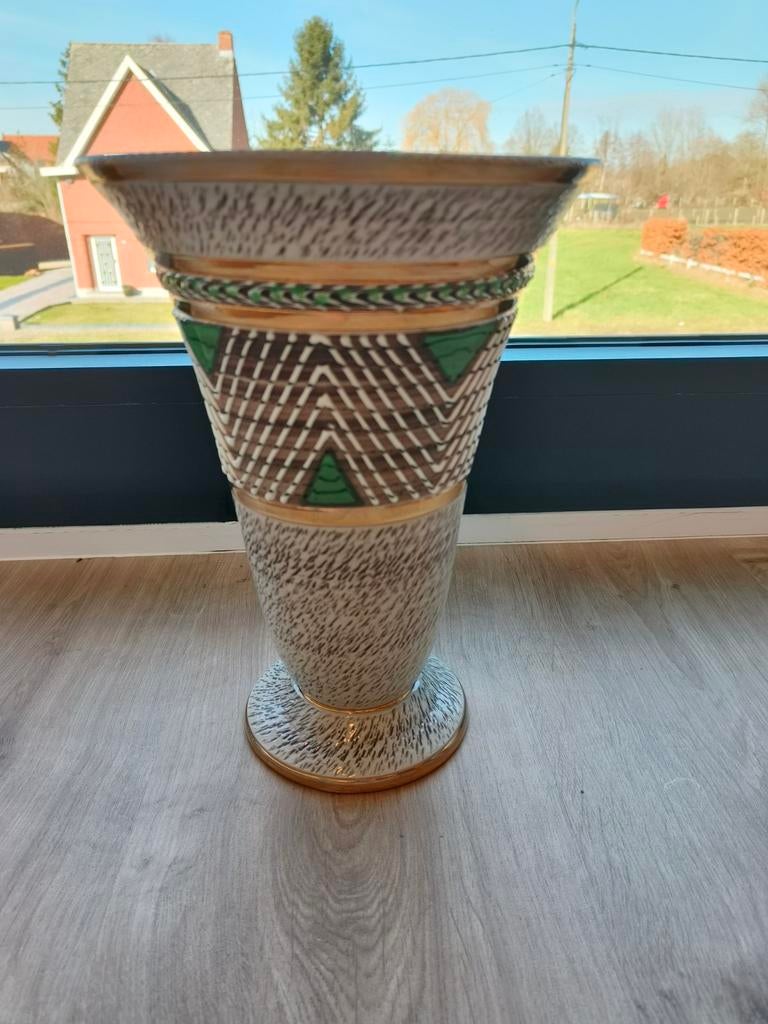 Vaas keramiek J. Breugnot, Enlèvement