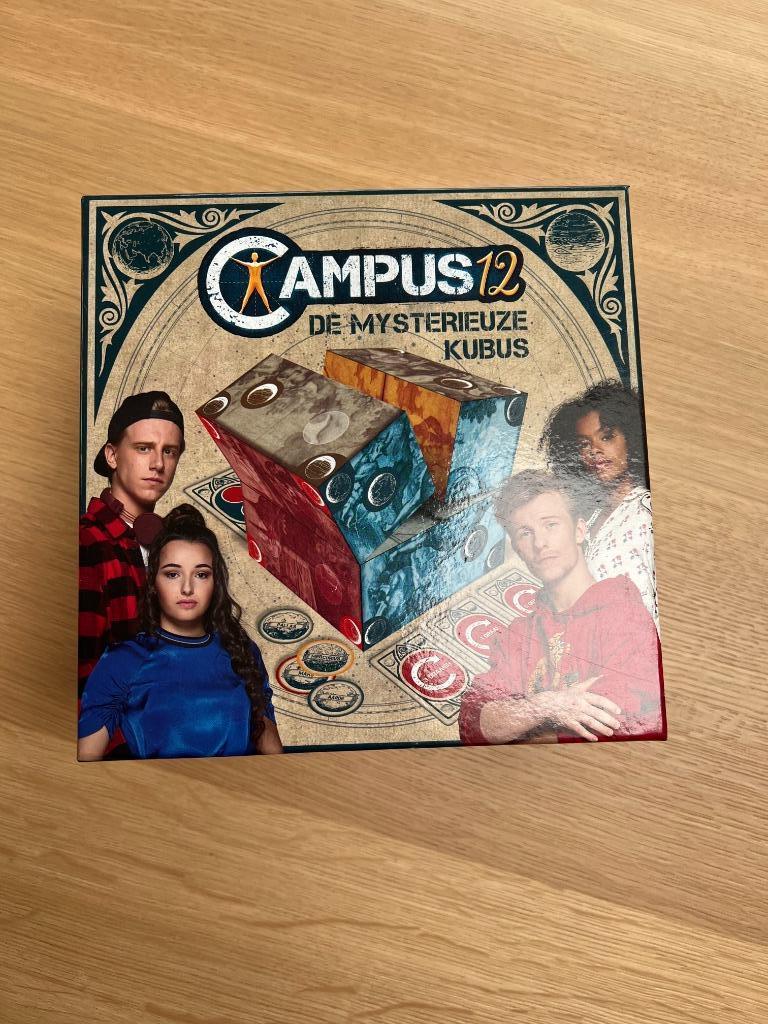Campus 12 De mysterieuze kubus, Hobby en Vrije tijd, Ophalen of Verzenden, Zo goed als nieuw