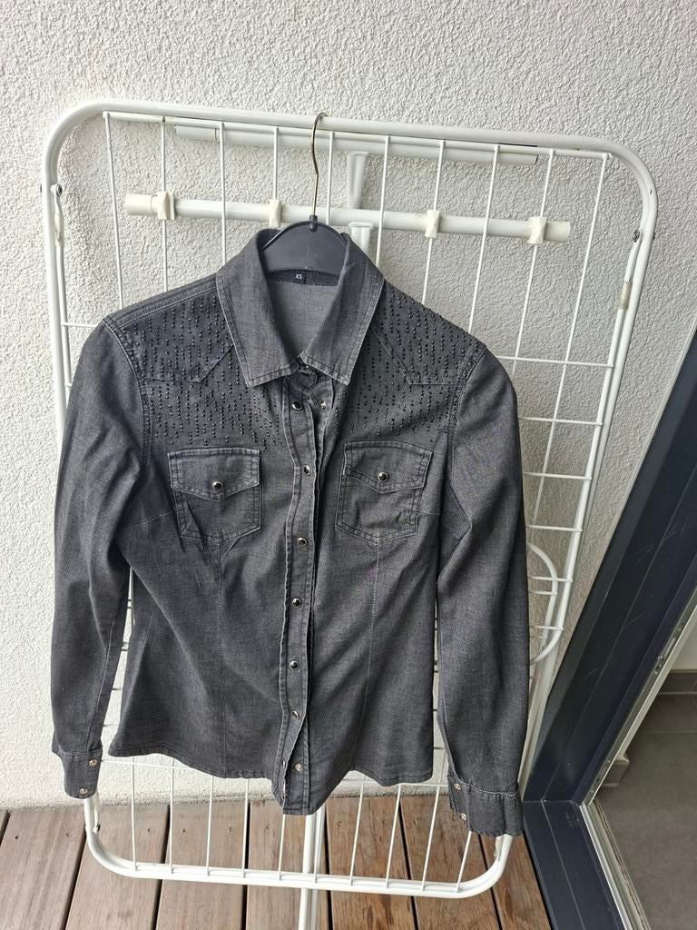 Chemise Astrid Black Label taille xs, Vêtements | Femmes, Enlèvement ou Envoi, Comme neuf, Taille 34 (XS) ou plus petite