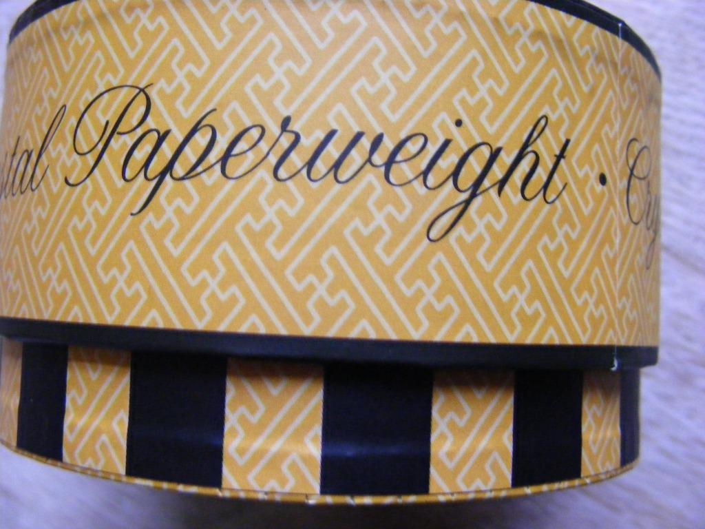 PRESSE PAPIER / PAPER WEIGHT KRISTAL (Edelhert), Verzamelen, Overige Verzamelen, Nieuw, Ophalen of Verzenden