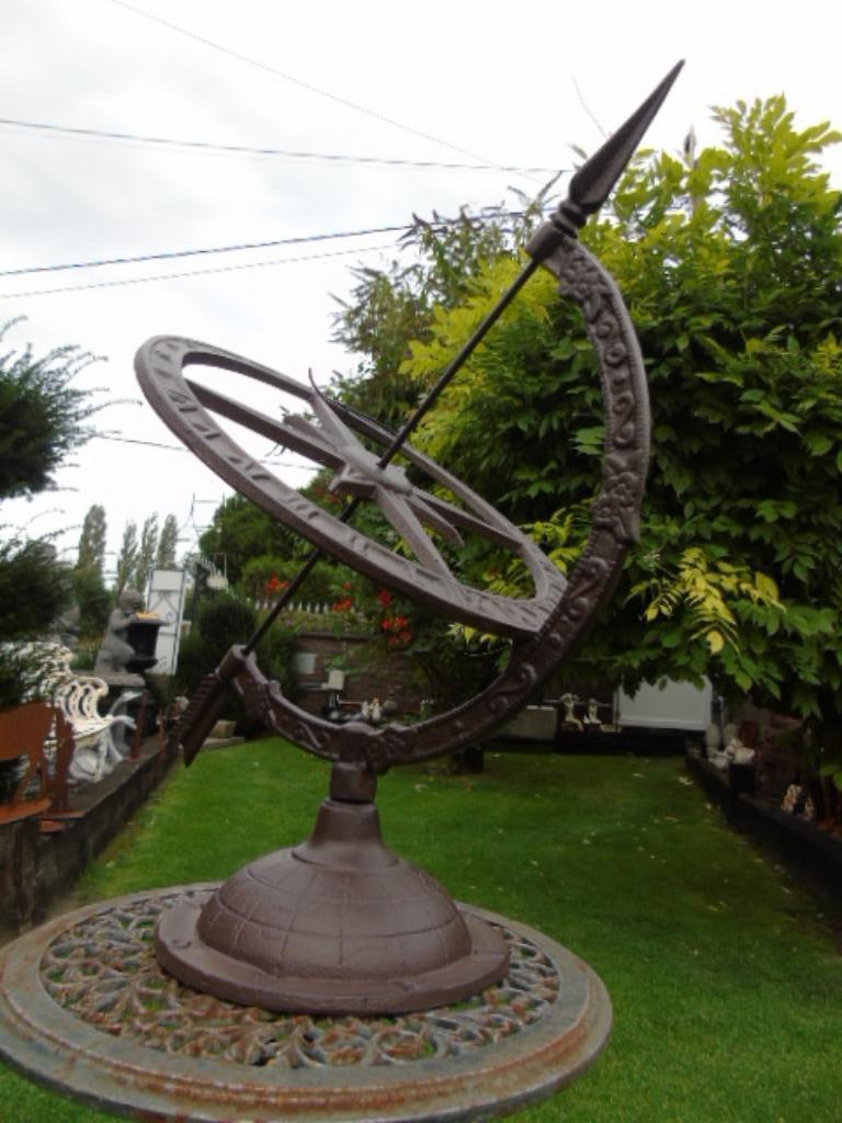 cadran solaire en fonte pat brun , nouveau , grand modèle, Jardin & Terrasse, Enlèvement ou Envoi, Neuf